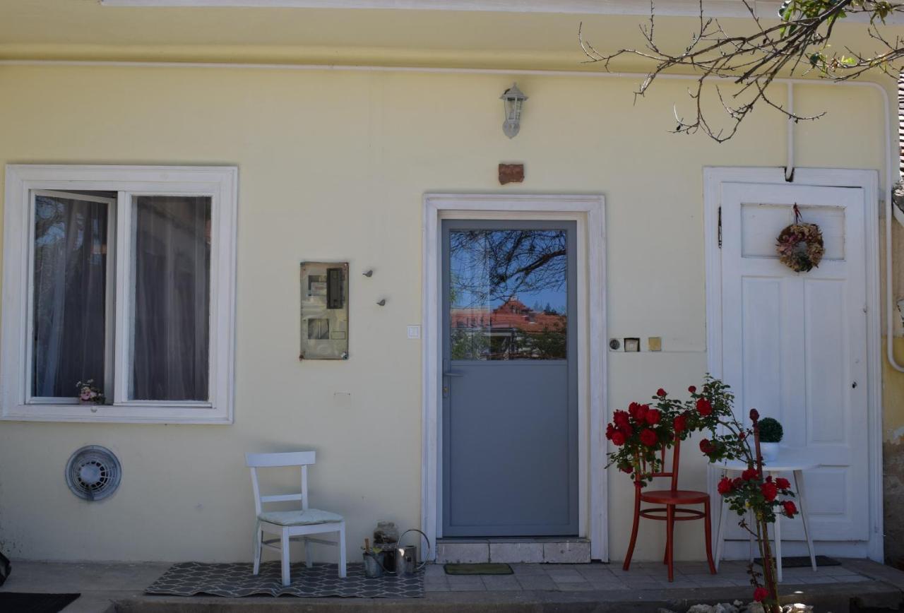 Malomszeg Apartman 2 Πετς Εξωτερικό φωτογραφία